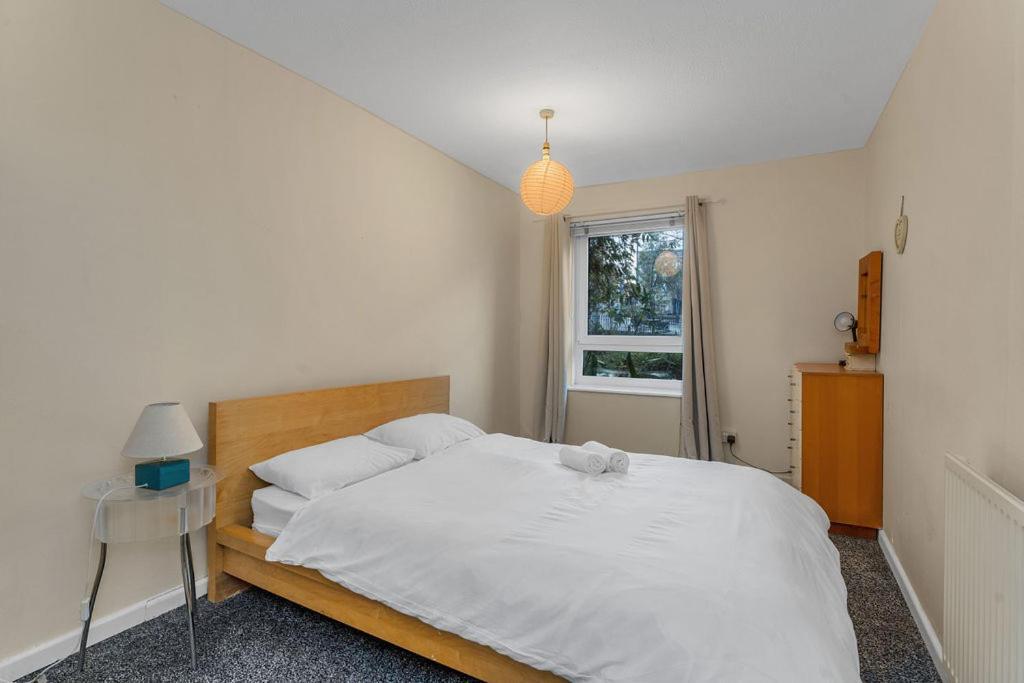 Edinburgh City Centre Aishia/Sakina Apartment Exterior foto