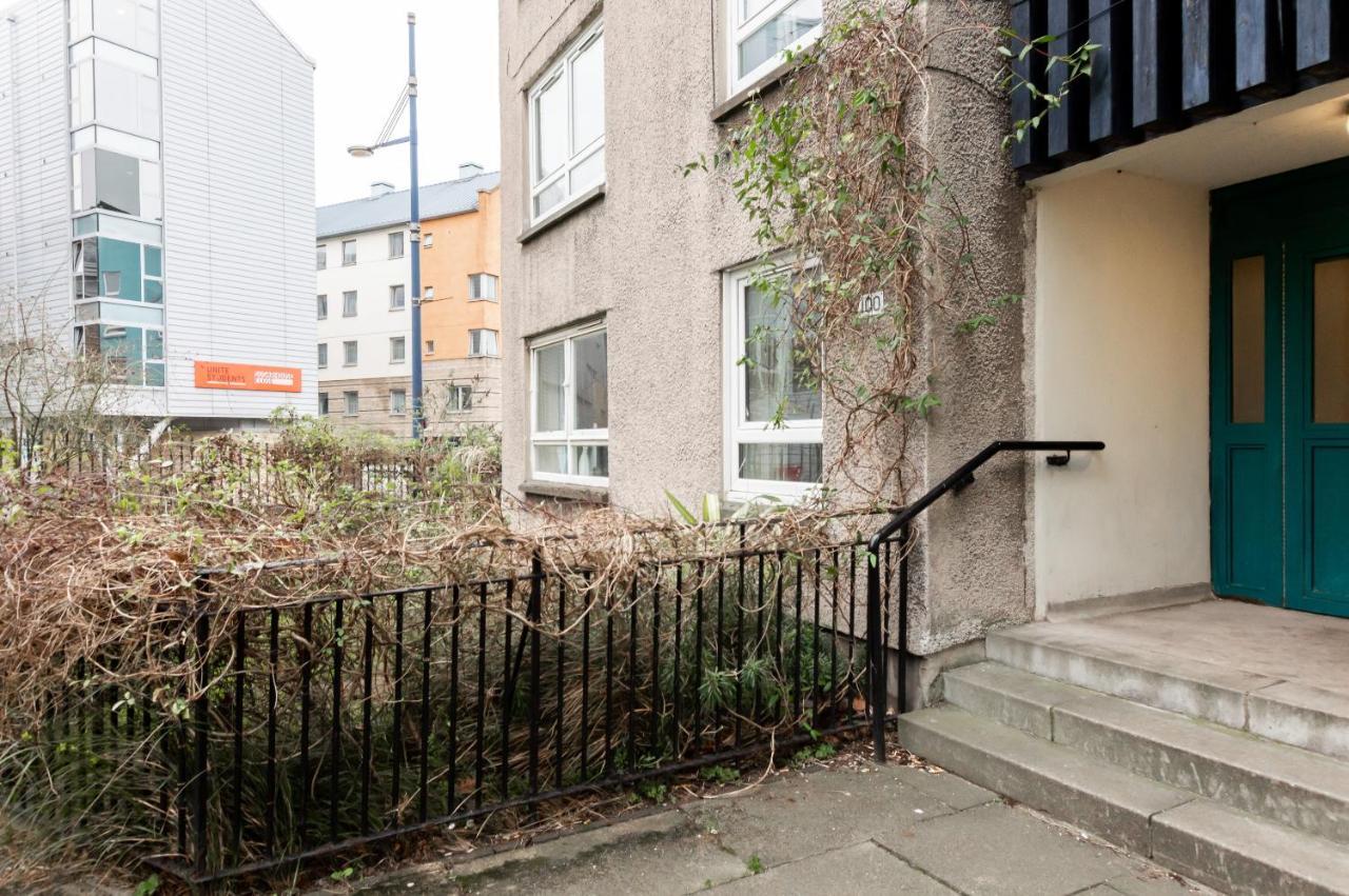 Edinburgh City Centre Aishia/Sakina Apartment Exterior foto